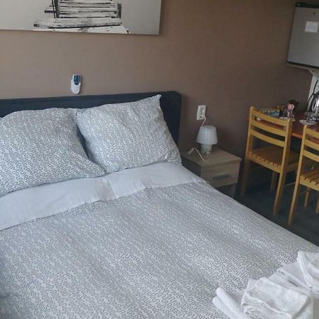 Bon Bed & Breakfast Amsterdam Bagian luar foto
