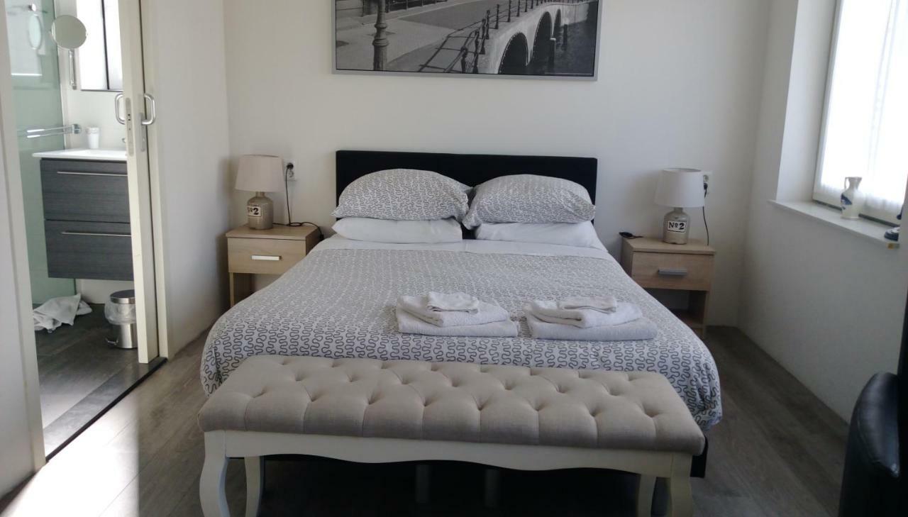 Bon Bed & Breakfast Amsterdam Bagian luar foto